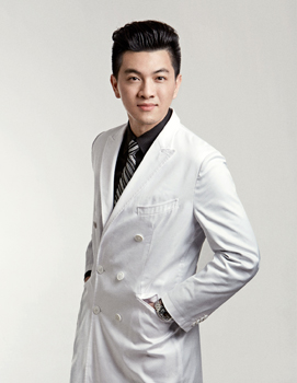 翁梓峰 医师(中国台湾籍)现 任:复丽医疗美容主治