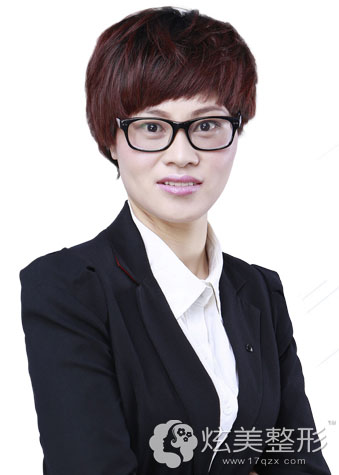 擅长抗皱紧肤深圳南方激光整形医院医生黄晓华 擅长抗皱紧肤深圳南方激光整形医院医生黄晓华