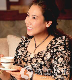 武汉艺星推荐医疗美容医院皮肤美容院长:洪霞 武汉艺星推荐医疗美容医院皮肤美容院长:洪霞