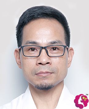 福州爱美尔整形医院院长黄振银 福州爱美尔整形医院院长黄振银