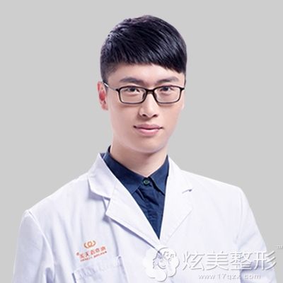 南京连天美的吴灏铭医生 南京连天美的吴灏铭医生
