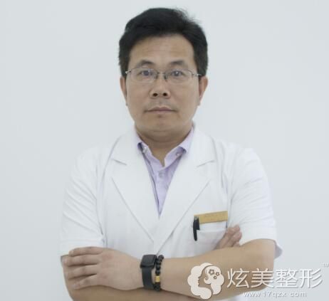 专瘦肌肉型-说说上海卢九宁和他的显微瘦小腿术