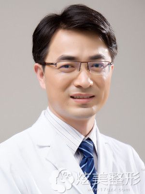 长沙脸博士医疗美容门诊部医生唐毅 长沙脸博士医疗美容门诊部医生唐毅