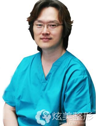 韩国PJS朴真奭整形外科医院朴真奭院长 韩国PJS朴真奭整形外科医院朴真奭院长