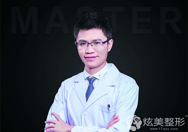 绍兴上虞艺美整形门诊部主任何文 绍兴上虞艺美整形门诊部主任何文