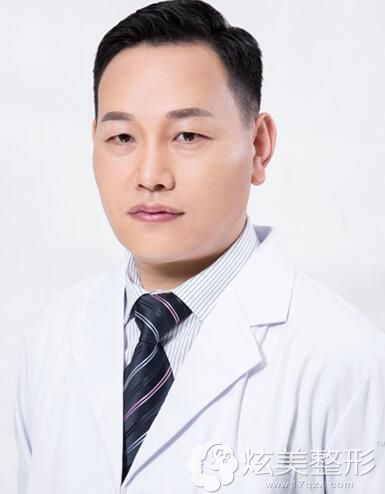 陈群,东莞华美医疗美容整形外科院长 陈群,东莞华美医疗美容整形外科院长