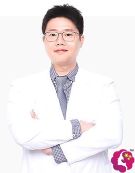 韩国slow整形医院院长申泰燮 韩国slow整形医院院长申泰燮