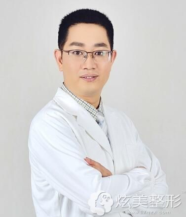 武汉亚韩整形外科医院邓正辉 武汉亚韩整形外科医院邓正辉