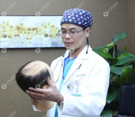 南宁贞韩植发医疗美容诊所尹炜能 南宁贞韩植发医疗美容诊所尹炜能