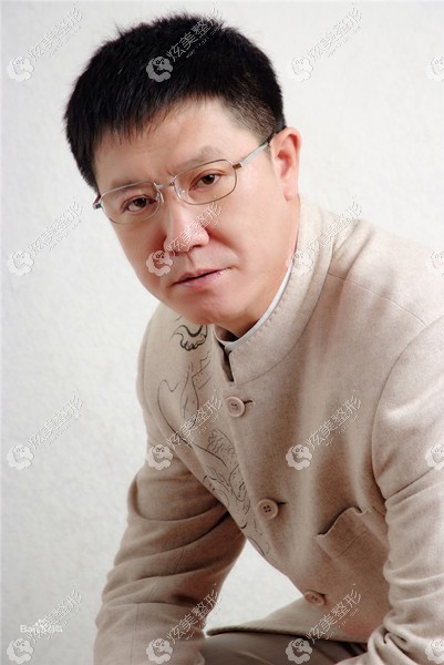 呼和浩特紫洁张先整形医生张晓刚 呼和浩特紫洁张先整形医生张晓刚