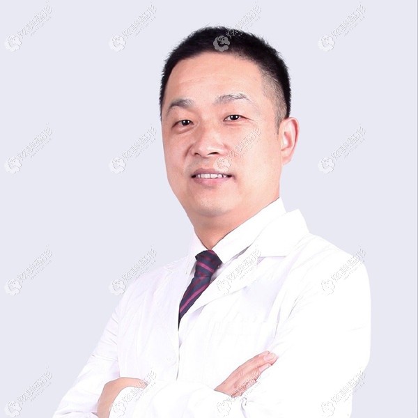 郑州碧云赛雯口腔医生张立钊 郑州碧云赛雯口腔医生张立钊
